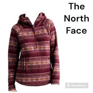 The North Face Women's Printed Crescent Hooded Pullover